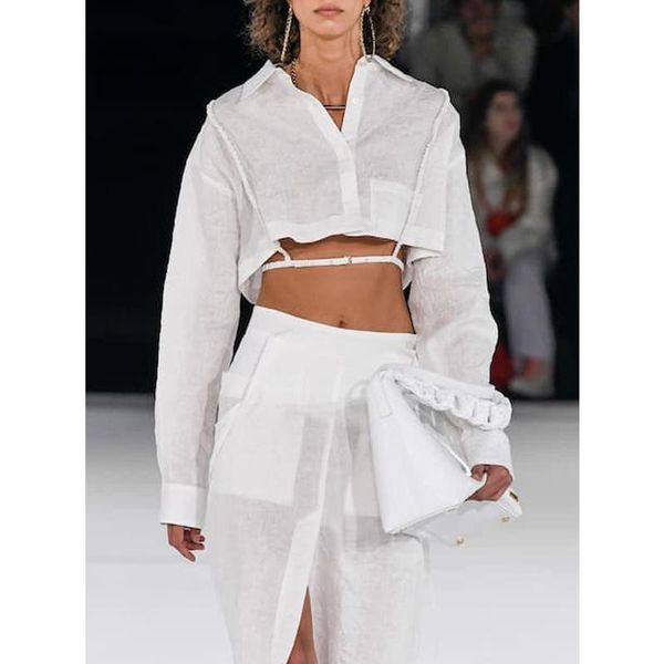 10.24 runway bandage waist-revealing single breasted cotton short blouse women 2021 new fashion temperament shirt, White
10.24 runway bandage waist-revealing single breasted cotton short blouse women 2021 new fashion temperament shirt, White
