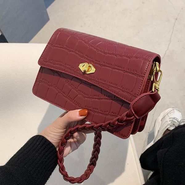 shoulder bags weave strap armpit bag 2021 pu leather women's designer handbag stone pattern messenger
shoulder bags weave strap armpit bag 2021 pu leather women's designer handbag stone pattern messenger