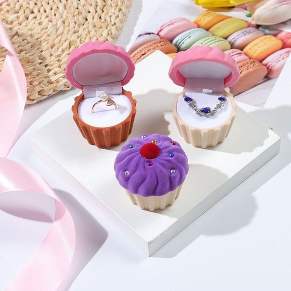 jewelry pouches, bags elegant wedding functional ring box cream shaped container package, Pink;blue
jewelry pouches, bags elegant wedding functional ring box cream shaped container package, Pink;blue