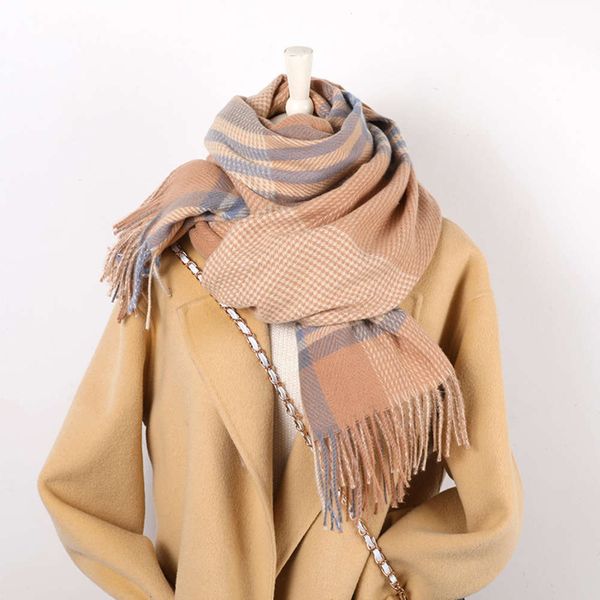 british plaid scarf imitation cashmere autumn and winter women's long warm shawl with barbed fringes, Blue;black
british plaid scarf imitation cashmere autumn and winter women's long warm shawl with barbed fringes, Blue;black