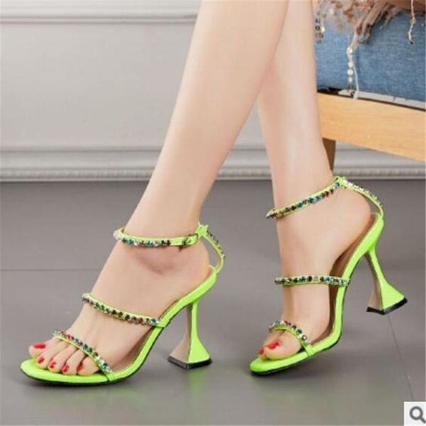 sandals 2021 ladies colorful diamond super women's shoes fashion show 12 cm wine glass heel size 4- 11, Black
sandals 2021 ladies colorful diamond super women's shoes fashion show 12 cm wine glass heel size 4- 11, Black