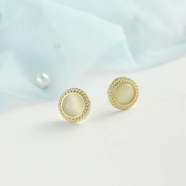 earrings female simple temperament cat's stone small round 
earrings female simple temperament cat's stone small round