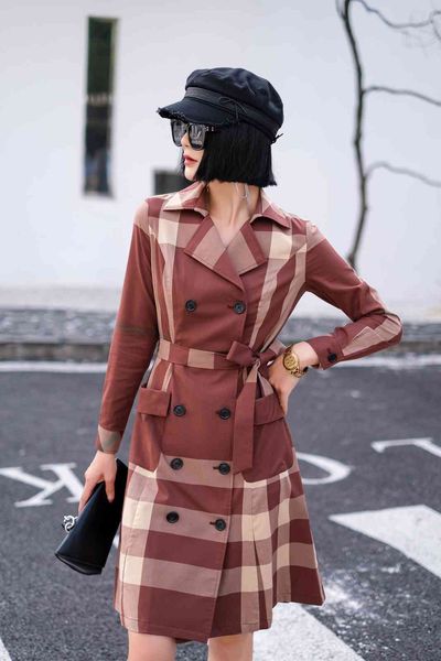 dust coat 2021 solid color windbreaker temperament commuter british dress fashion medium length splicing b trend, Tan;black
dust coat 2021 solid color windbreaker temperament commuter british dress fashion medium length splicing b trend, Tan;black