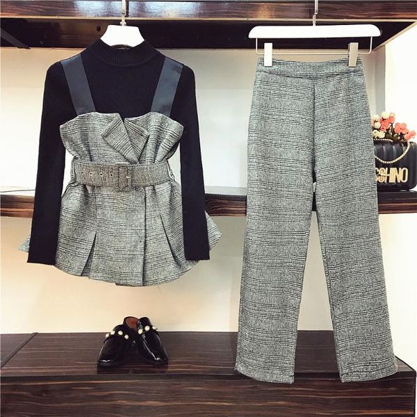 women's tracksuits 2021 spring all-match knit sweater + plaid vest suspenders wide leg pants three pieces ladies suit, Gray
women's tracksuits 2021 spring all-match knit sweater + plaid vest suspenders wide leg pants three pieces ladies suit, Gray