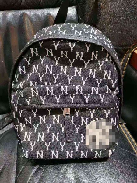 luxury design handbag 2021 new backpack full print n'y korean fashion schoolbag leisure sports bag
luxury design handbag 2021 new backpack full print n'y korean fashion schoolbag leisure sports bag