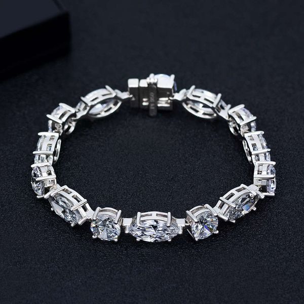 hbp fashion shipai new simulation full diamond 925 sterling silver bracelet simple versatile geometric hand jewelry, Golden;silver
hbp fashion shipai new simulation full diamond 925 sterling silver bracelet simple versatile geometric hand jewelry, Golden;silver