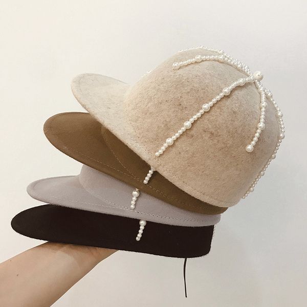 2021 new fashion pure wool baseball elegant pearls trimmed women warm visor winter equestrian knight hat woolen cap 5y3z, Blue;gray
2021 new fashion pure wool baseball elegant pearls trimmed women warm visor winter equestrian knight hat woolen cap 5y3z, Blue;gray