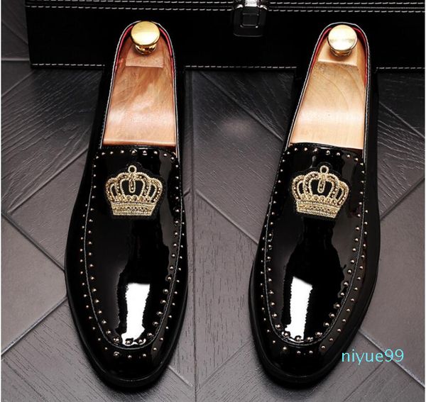 new arrival men charming glitter embroidery crown flats dress loafers gentleman shoes male wedding evening shoes 37-44, Black
new arrival men charming glitter embroidery crown flats dress loafers gentleman shoes male wedding evening shoes 37-44, Black