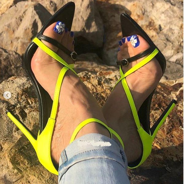 dress shoes 2021 summer woman sandals pointed toed peep toe green color cover heel thin heels lady party big size 42 black
dress shoes 2021 summer woman sandals pointed toed peep toe green color cover heel thin heels lady party big size 42 black