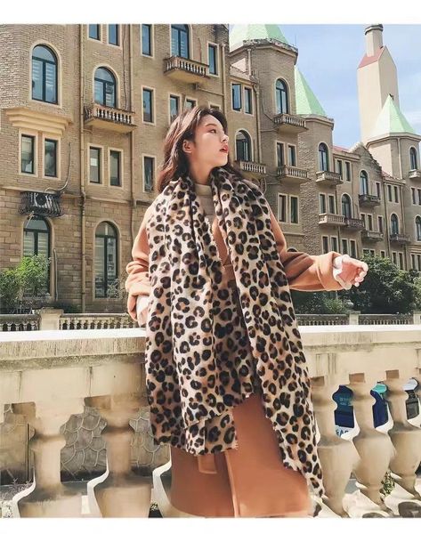 scarves 2021 wild leopard print cashmere scarf women winter warm shawls and wraps brand designer animal pashmina thick ponchos capes, Blue;gray
scarves 2021 wild leopard print cashmere scarf women winter warm shawls and wraps brand designer animal pashmina thick ponchos capes, Blue;gray