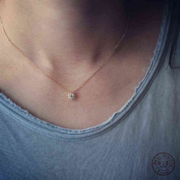 925 sterling silver simple diamond gold small sun pendant necklace women light luxury wedding jewelry accessories y1217
925 sterling silver simple diamond gold small sun pendant necklace women light luxury wedding jewelry accessories y1217
