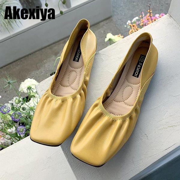 sandals leather square toe flats ballet shoes woman pleated elastic band loafers shallow mouth moccasins anti-skid grandma bc050, Black 
sandals leather square toe flats ballet shoes woman pleated elastic band loafers shallow mouth moccasins anti-skid grandma bc050, Black