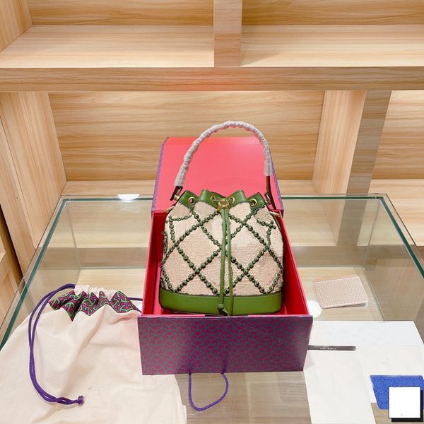 designer purse handbag luxury cross body shoulder bags high-quality fashion brand various styles different colors with original box size 21*
designer purse handbag luxury cross body shoulder bags high-quality fashion brand various styles different colors with original box size 21*
