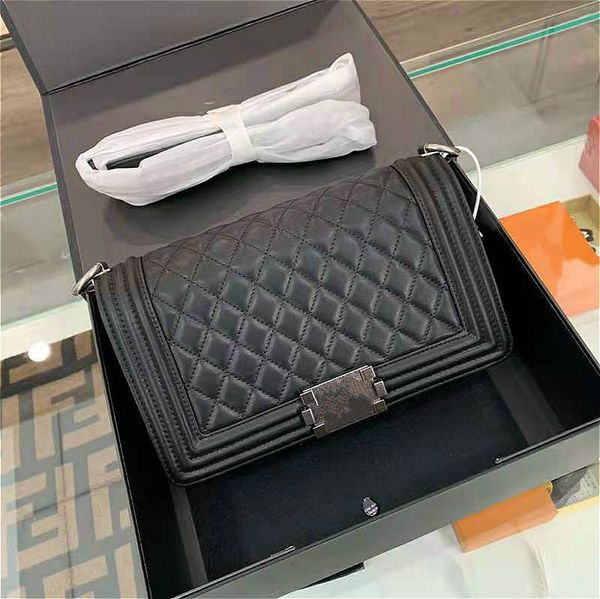 european and american lady fashion totes letter luxurys designers bags handbags pochette totes women bags shoulder bag
european and american lady fashion totes letter luxurys designers bags handbags pochette totes women bags shoulder bag