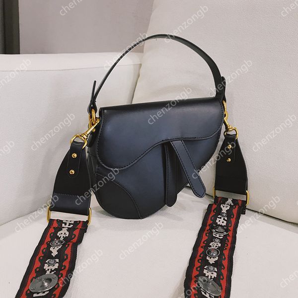 famous womens handbag letter shoulder genuine leather messenger bag saddle bags
famous womens handbag letter shoulder genuine leather messenger bag saddle bags