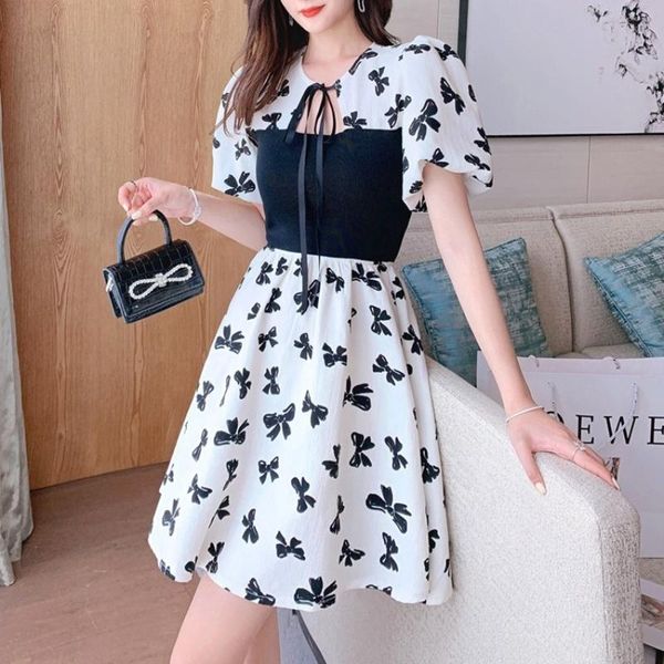 casual dresses summer vintage floral women sweet patchwork korean elegant female chic slim party revolve 2021, Black;gray
casual dresses summer vintage floral women sweet patchwork korean elegant female chic slim party revolve 2021, Black;gray