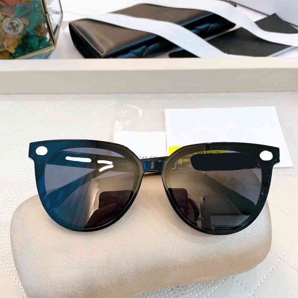 70% off online store 2021 new fashion small fragrance plate personalized cat's eye female sunglasses comfortable outdoor driving matchi, White;black
70% off online store 2021 new fashion small fragrance plate personalized cat's eye female sunglasses comfortable outdoor driving matchi, White;black