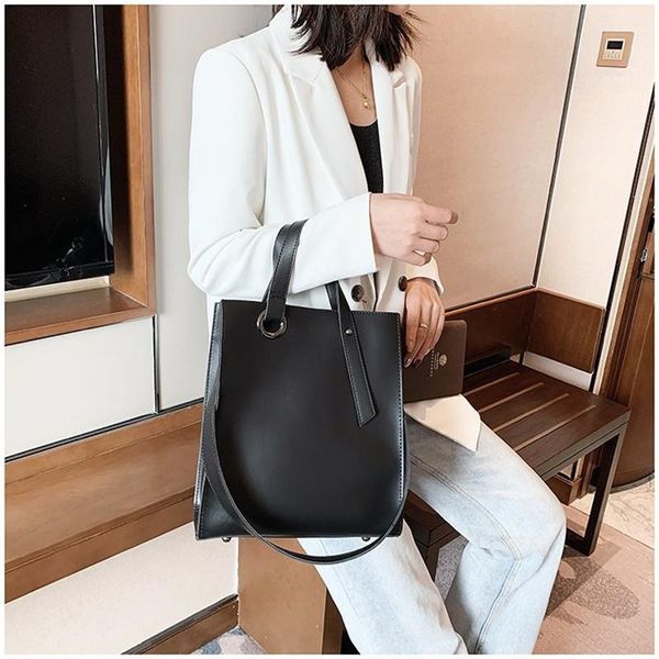 cross body large capacity shoulder bag for women handbag light shopping youth lady pu leather commuter black
cross body large capacity shoulder bag for women handbag light shopping youth lady pu leather commuter black