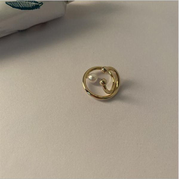 classic fashion luxury pearl clip-on & screw back women's color-fading party all-match to give lovers ear bone clamps jewelry gifts, Silver
classic fashion luxury pearl clip-on & screw back women's color-fading party all-match to give lovers ear bone clamps jewelry gifts, Silver