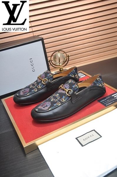 buckles men sneakers loafers boots moccasins designer lace-ups dress shoes luxury v7pm
buckles men sneakers loafers boots moccasins designer lace-ups dress shoes luxury v7pm