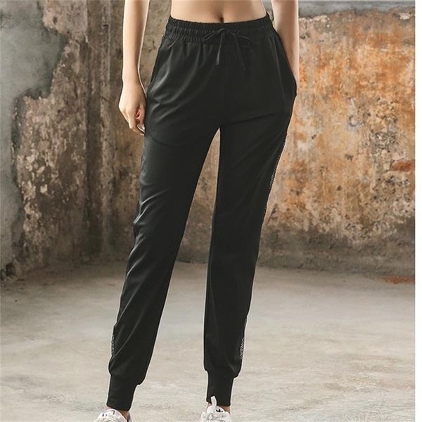 yoga outfits 2021 summmer women sweatpants loose breathable casual slim nine point pants fitness running tights, White;red
yoga outfits 2021 summmer women sweatpants loose breathable casual slim nine point pants fitness running tights, White;red