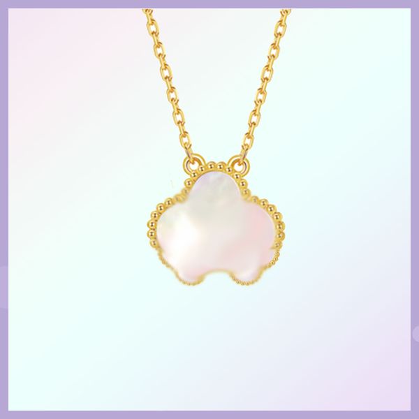 classic 18-karat gold lucky four-leaf clover necklace with stylish personality, Silver
classic 18-karat gold lucky four-leaf clover necklace with stylish personality, Silver