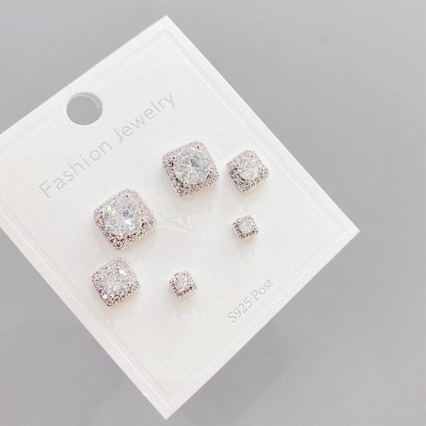 stud 2021 design 6 pcs 14k gold plated square earrings luxury jewelry cubic zircon simple style, Golden;silver
stud 2021 design 6 pcs 14k gold plated square earrings luxury jewelry cubic zircon simple style, Golden;silver