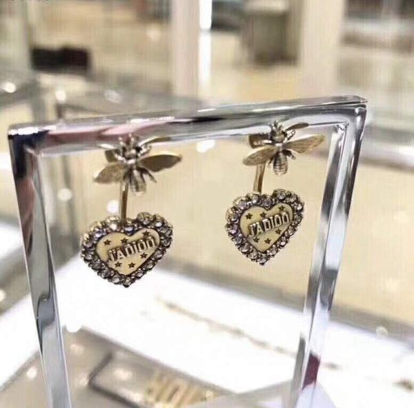 luxury jewelry family light luxury french minority inlaid korean net red wind ear clip earrings, Golden
luxury jewelry family light luxury french minority inlaid korean net red wind ear clip earrings, Golden