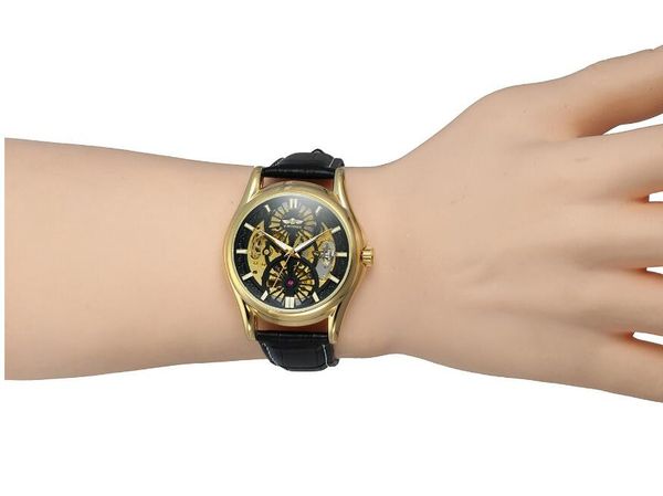 sell winner fashion man watches mens automatic watch mechanical watch for man wn50-2, Slivery;brown
sell winner fashion man watches mens automatic watch mechanical watch for man wn50-2, Slivery;brown
