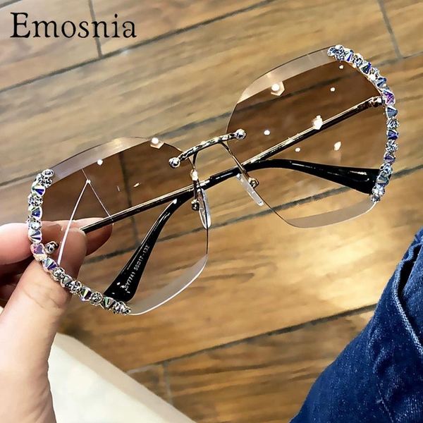 sunglasses 2021 rhinestone rimless for women men luxury diamond polygon frameless sun glasses gradient brand design uv400, White;black
sunglasses 2021 rhinestone rimless for women men luxury diamond polygon frameless sun glasses gradient brand design uv400, White;black