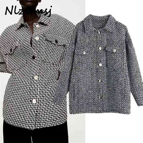jacket women textured weave overshirt long sleeve patch pockets vintage loose shirt woman fashion large size 210628, Black;brown
jacket women textured weave overshirt long sleeve patch pockets vintage loose shirt woman fashion large size 210628, Black;brown
