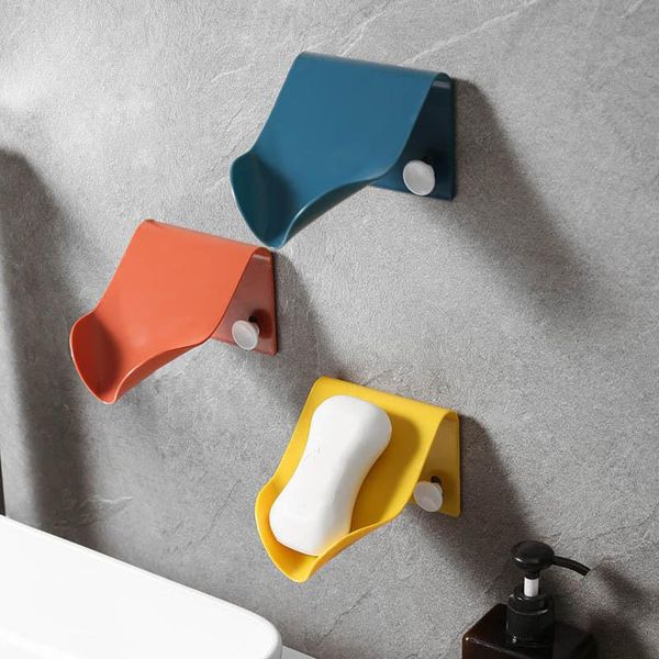 seamless wall-mounted soap holder household merchandises portable soap dishes creative box bathroom products 2021 new
seamless wall-mounted soap holder household merchandises portable soap dishes creative box bathroom products 2021 new