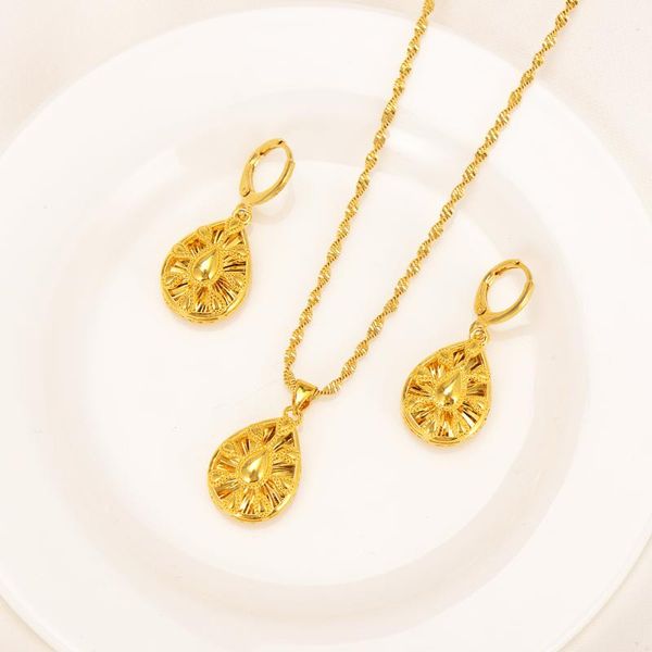 earrings & necklace bangrui 2021 elegant gold color hollow out oval pendant drop fashion jewelry sets african gifts, Silver
earrings & necklace bangrui 2021 elegant gold color hollow out oval pendant drop fashion jewelry sets african gifts, Silver