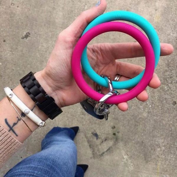 keychains 2021 big o shaped silicone loop wrist key ring keychain with gold clasp round strap accessories wholesale, Silver
keychains 2021 big o shaped silicone loop wrist key ring keychain with gold clasp round strap accessories wholesale, Silver