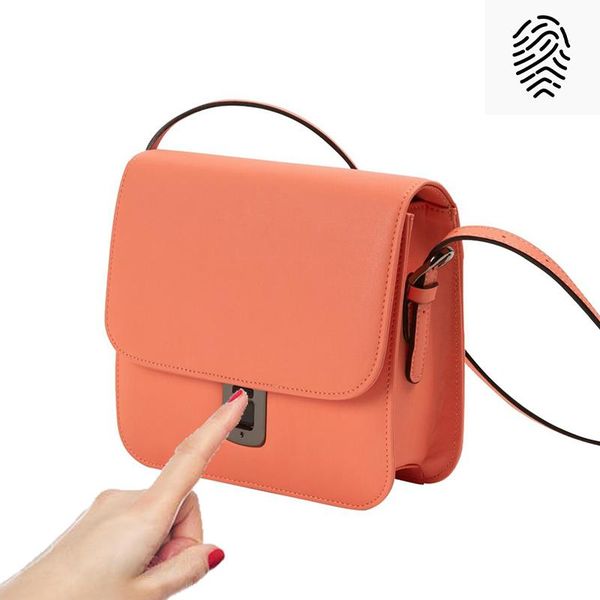 new high-quality fashionable handbag female bag shoulder bag with smart embedded fingerprint lock for woman
new high-quality fashionable handbag female bag shoulder bag with smart embedded fingerprint lock for woman