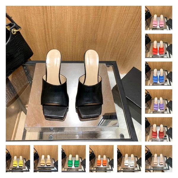 2022 latest ladies high heels in various colors leather material fashionable and versatile stiletto 7.5cm 004 new track 1top, Black
2022 latest ladies high heels in various colors leather material fashionable and versatile stiletto 7.5cm 004 new track 1top, Black