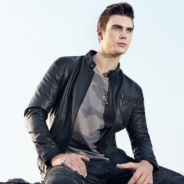 slim zipper round neck stitching motorcycle style men's leather jacket high-quality stand-up collar retro comfortable windproof fashion, Black
slim zipper round neck stitching motorcycle style men's leather jacket high-quality stand-up collar retro comfortable windproof fashion, Black