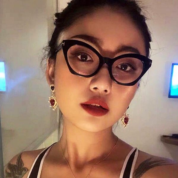 sunglasses cat eye tom tf logo blue light glasses women men 2021 trending products black leopard transparent feminino, White;black
sunglasses cat eye tom tf logo blue light glasses women men 2021 trending products black leopard transparent feminino, White;black
