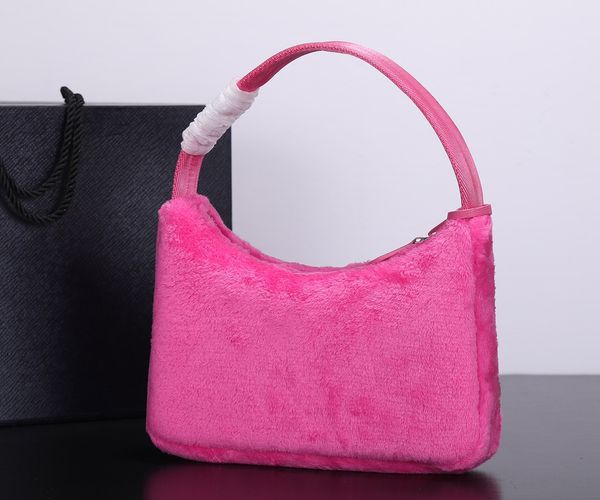 winter brand style women furry hobo bags fashion single shoulder bag luxury design handbags classic axillary package daily party cute
winter brand style women furry hobo bags fashion single shoulder bag luxury design handbags classic axillary package daily party cute