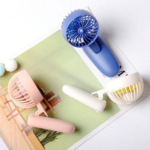 1pc clip small fan portable usb mini clip on fan handheld rechargeable first gear switch plastic 5-leaf with lanyard
1pc clip small fan portable usb mini clip on fan handheld rechargeable first gear switch plastic 5-leaf with lanyard