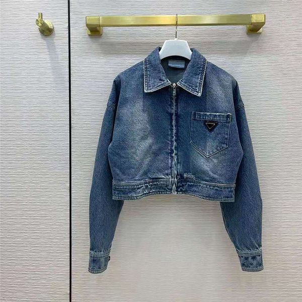 women jacket hoodids denim terry parkas lady coat with inverted triangle budge winter thick coats long sleeves windbraker style, Black
women jacket hoodids denim terry parkas lady coat with inverted triangle budge winter thick coats long sleeves windbraker style, Black