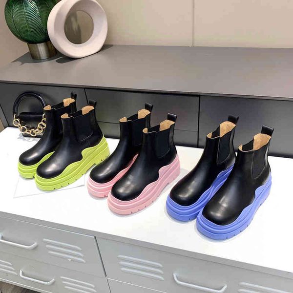 new thin spring short boots thick soled single chelsea chimney leather women, Black
new thin spring short boots thick soled single chelsea chimney leather women, Black