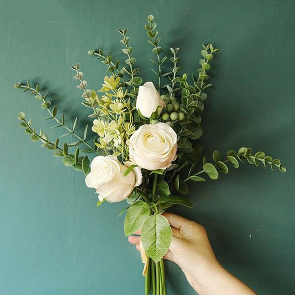 decorative flowers & wreaths eucalyptus rose berry artificial flower hybrid bbouquet bride holding wedding family party decoration
decorative flowers & wreaths eucalyptus rose berry artificial flower hybrid bbouquet bride holding wedding family party decoration