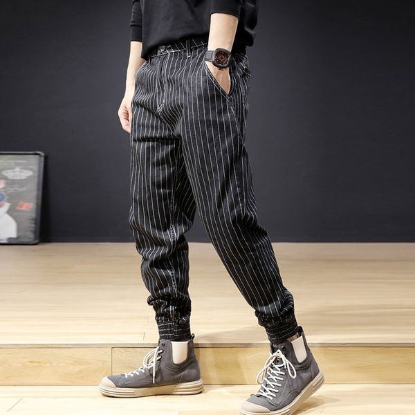 2021 new japanese vintage designer fashion men jeans loose fit stripe spliced casual cargo pants hip hop joggers winter warm trousers cvmo, Blue
2021 new japanese vintage designer fashion men jeans loose fit stripe spliced casual cargo pants hip hop joggers winter warm trousers cvmo, Blue