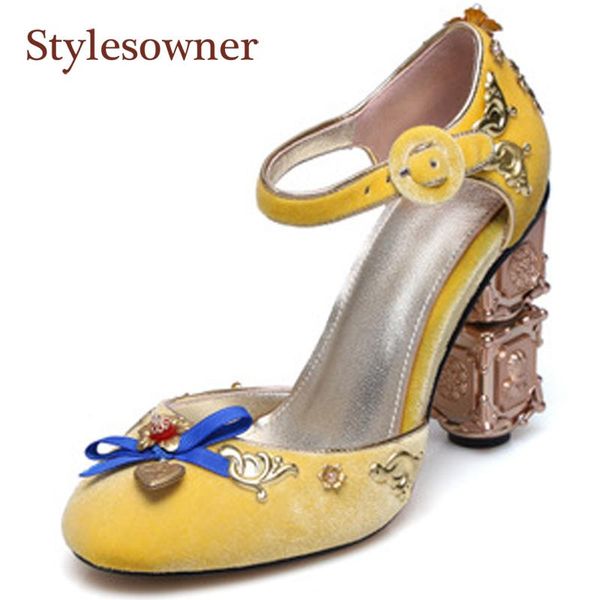 sandals retro high-heel flock sheepskin woman buckle strap party gladiator elegant shoes for summer autumn yellow black red shoe
sandals retro high-heel flock sheepskin woman buckle strap party gladiator elegant shoes for summer autumn yellow black red shoe