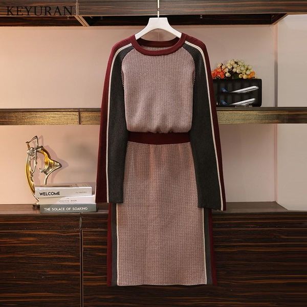 two piece dress plus size knitted 2 set women 2021 long sleeve hit color pullover sweater+pencil skirts female oversize knitting suit, White
two piece dress plus size knitted 2 set women 2021 long sleeve hit color pullover sweater+pencil skirts female oversize knitting suit, White