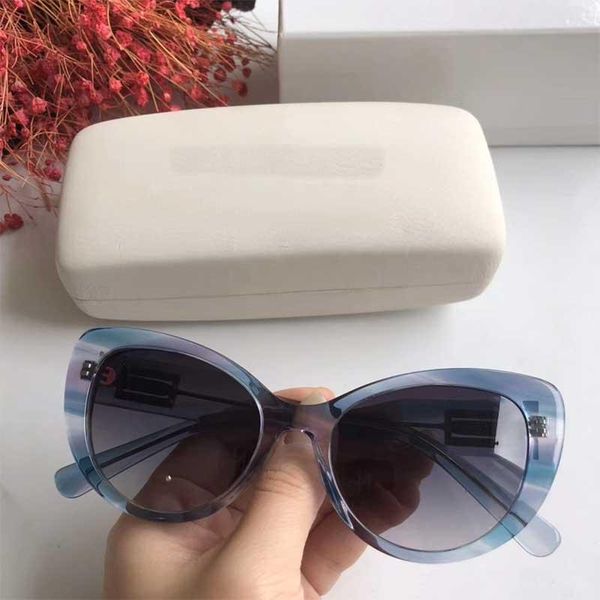 send original box 4378 designer sunglasses for women charming cat eye frame sunglasses uv protection outdoor ve4378, White;black
send original box 4378 designer sunglasses for women charming cat eye frame sunglasses uv protection outdoor ve4378, White;black