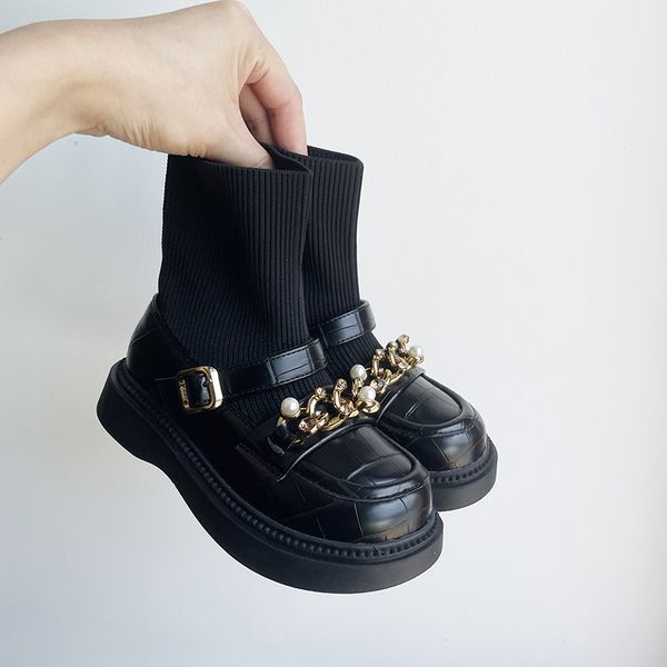 baby shoes british girls' flying boots 2021 autumn children's short fashion atmosphere metal chain princess leather, Black
baby shoes british girls' flying boots 2021 autumn children's short fashion atmosphere metal chain princess leather, Black