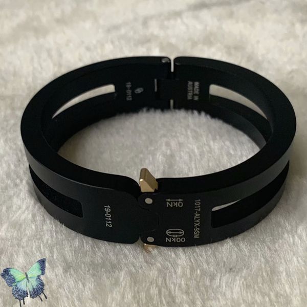 alyx 1017 9sm bangles wristband trendy alyx stainless steel bracelet q0717, Black
alyx 1017 9sm bangles wristband trendy alyx stainless steel bracelet q0717, Black