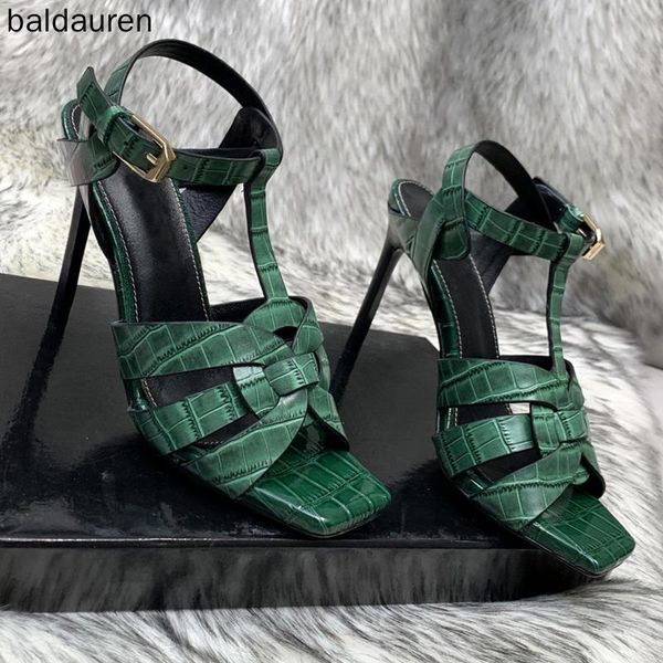 dress shoes fashion british style high heel sandals women big size for nightclub mature front and rear strap stiletto super, Black
dress shoes fashion british style high heel sandals women big size for nightclub mature front and rear strap stiletto super, Black